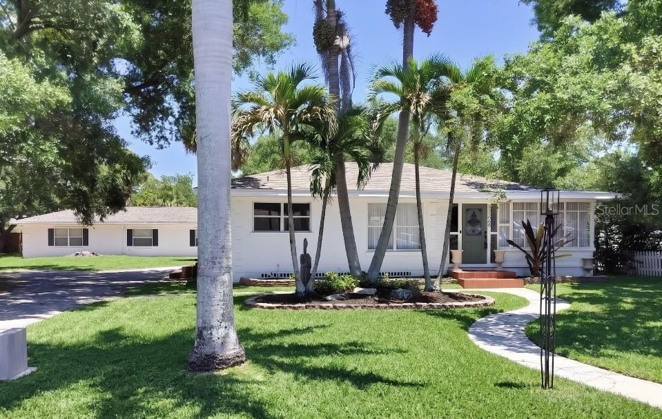 3308 3rd Ave., Bradenton, FL 34205
