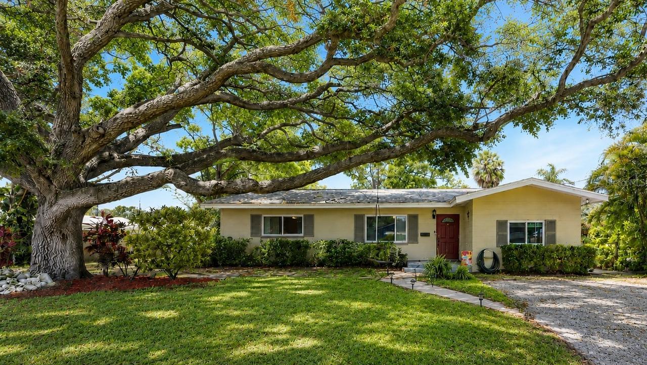 6031 71st Ave., Pinellas Park, FL 33781
