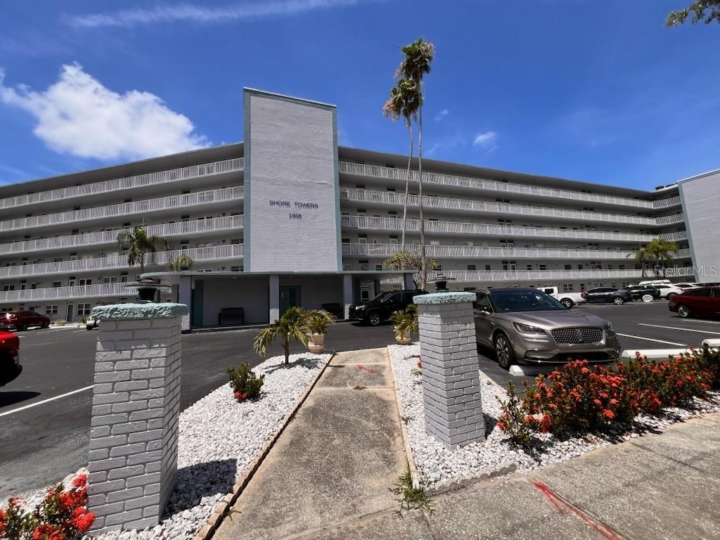 1868 Shore Dr. #607, South Pasadena, FL 33707