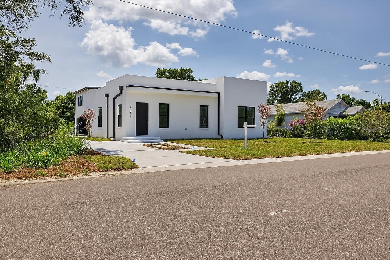 3144 22nd St., St Petersburg, FL 33713