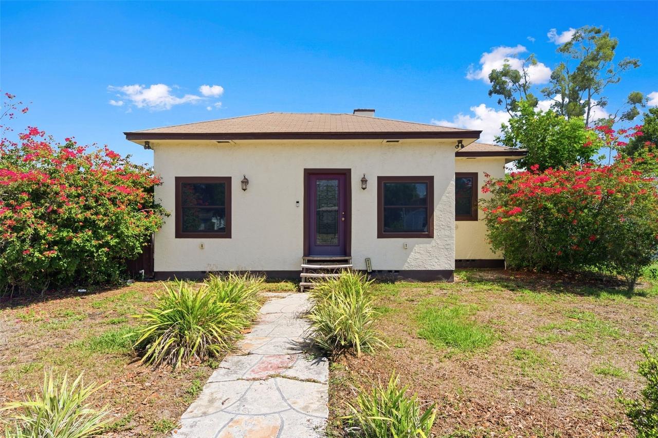 4263 5th Ave., St Petersburg, FL 33713