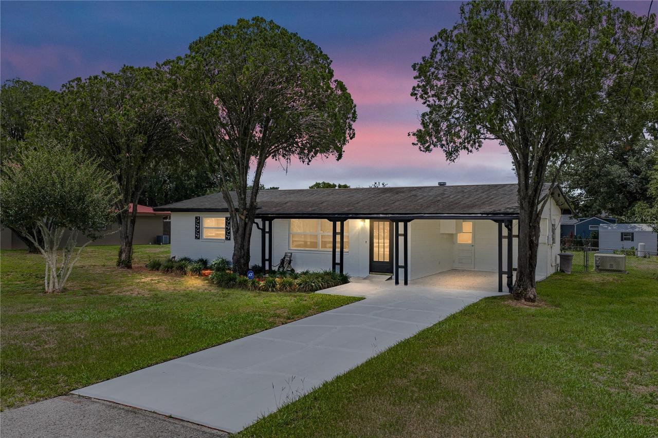 37136 Mandarin Ave., Zephyrhills, FL 33541