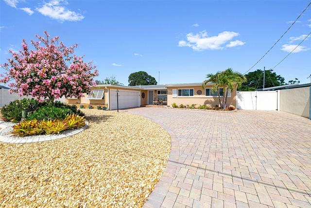 New Homes with In-ground Swimming Pools in Bay Shore Gardens: May 17th to May 23rd