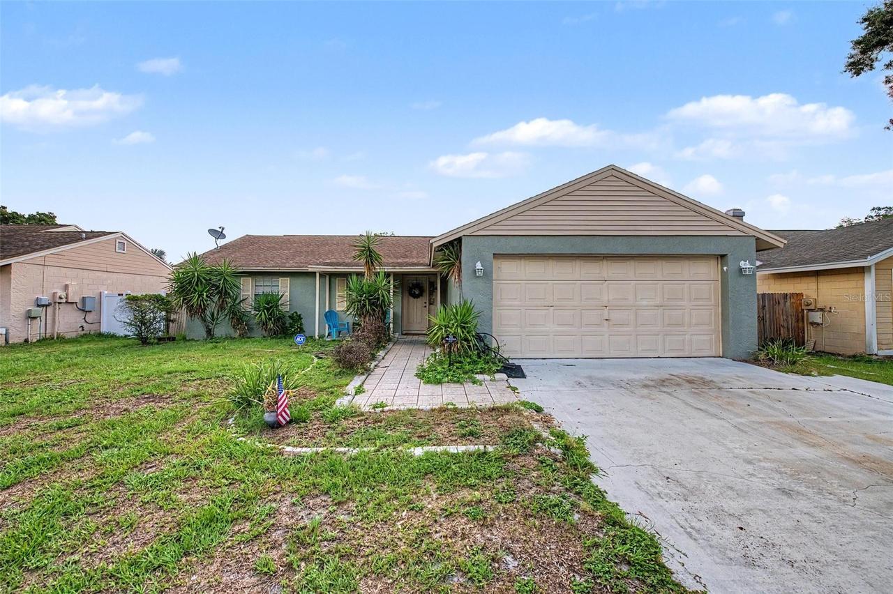 1632 Pintail Ct., Lutz, FL 33549
