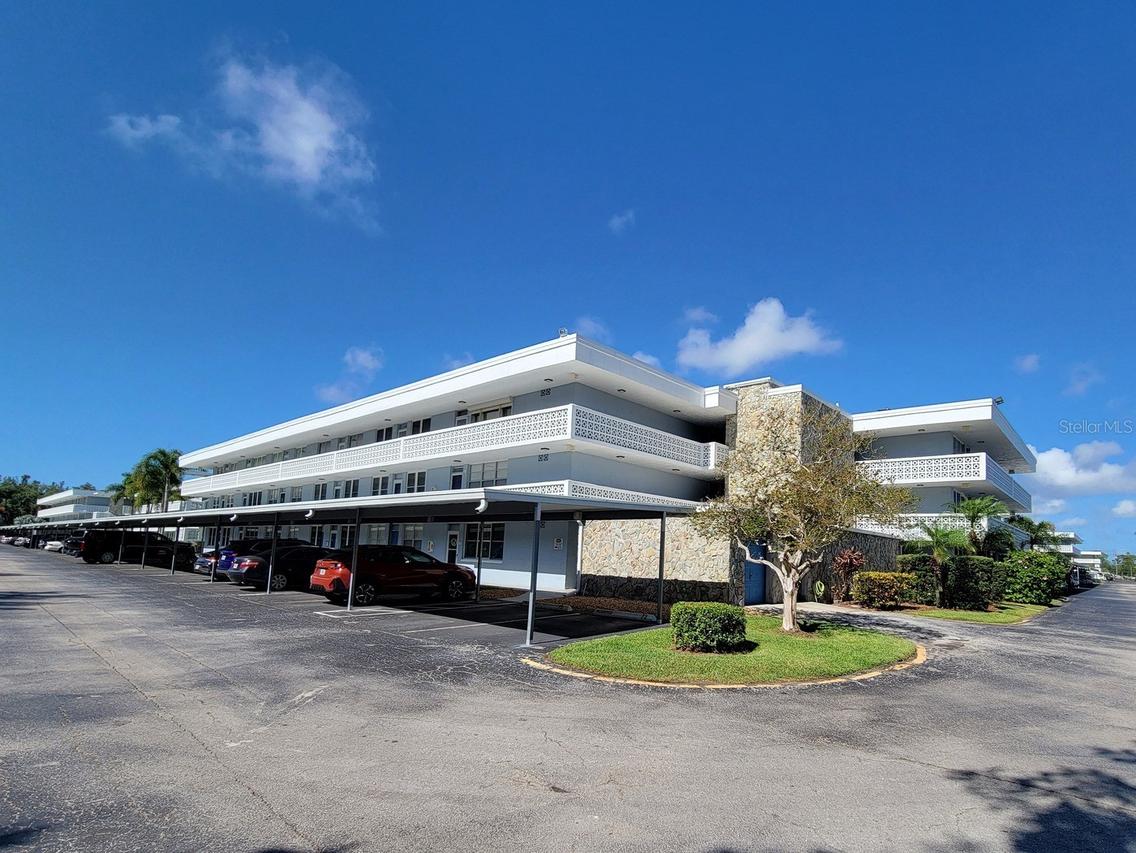 4880 Locust St. #136, St Petersburg, FL 33703
