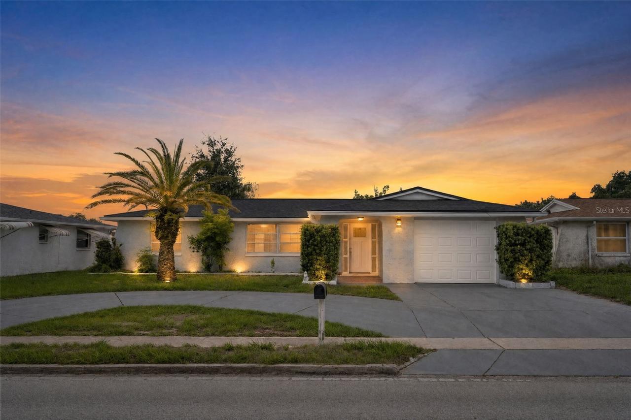 5626 Moog Rd., Holiday, FL 34690