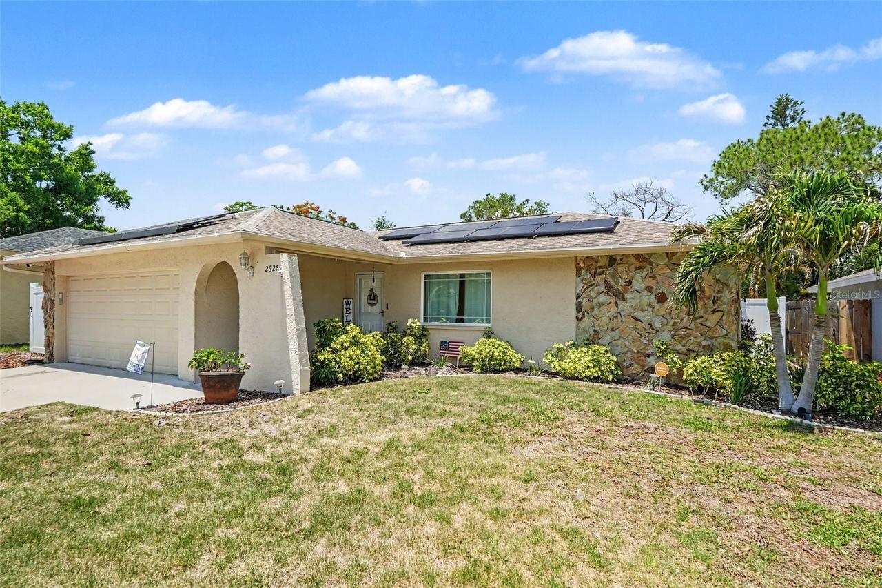 2627 Surrey Dr., Palm Harbor, FL 34684