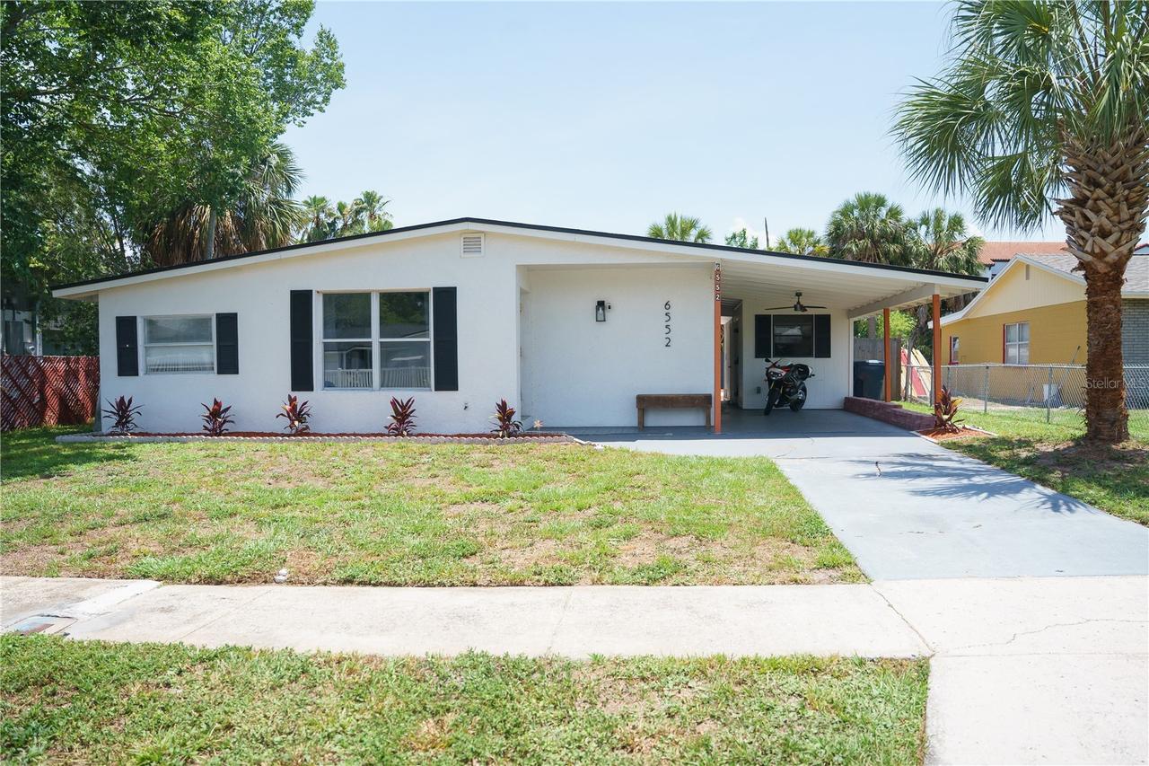 6552 S West Shore Cir., Tampa, FL 33616