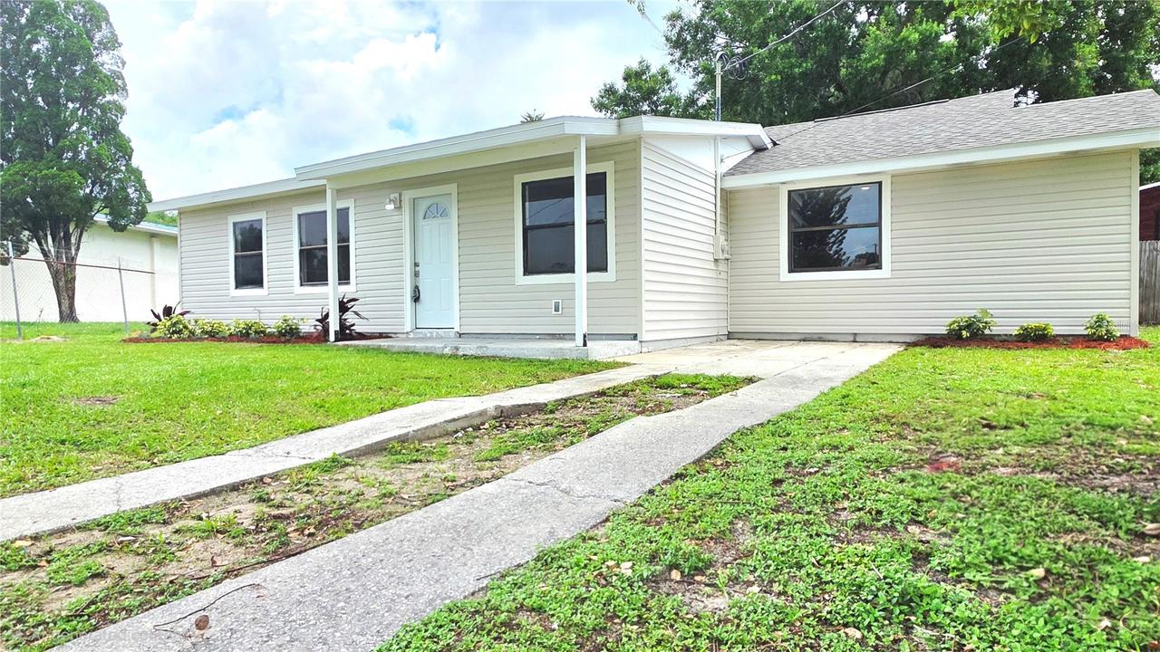 801 NW 5th St., Mulberry, FL 33860