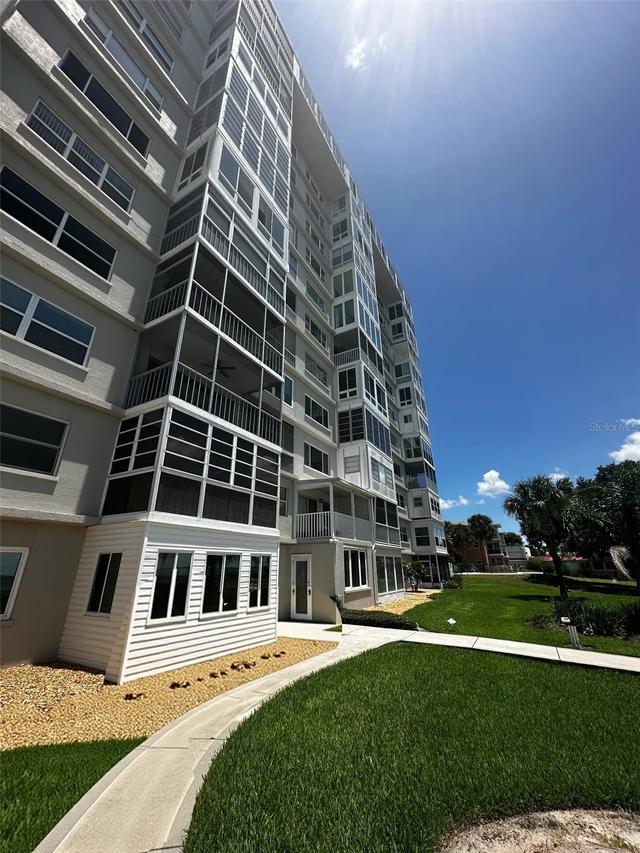 2131 Lakeview Dr. #410, Sebring, FL 33870