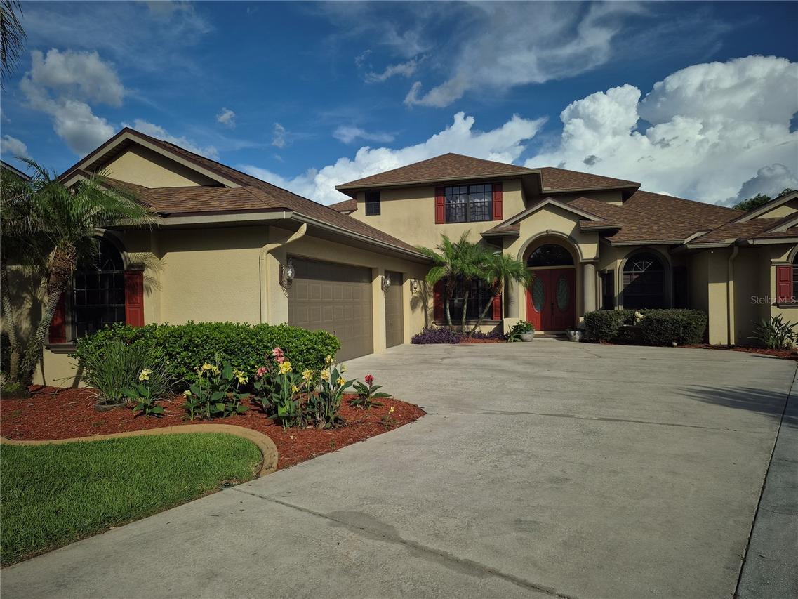 1224 Carriage Park Dr., Valrico, FL 33594