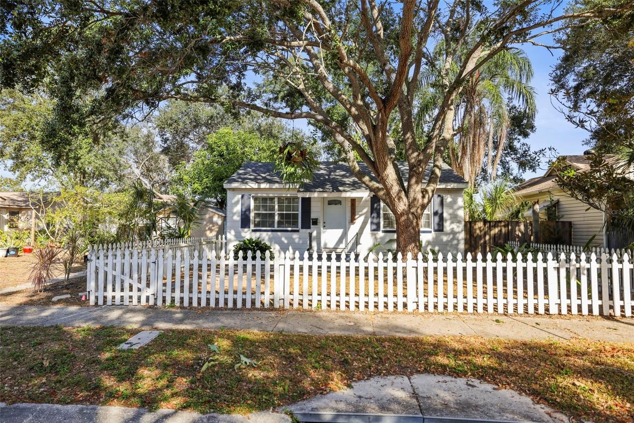 1511 35th Ave., St Petersburg, FL 33704