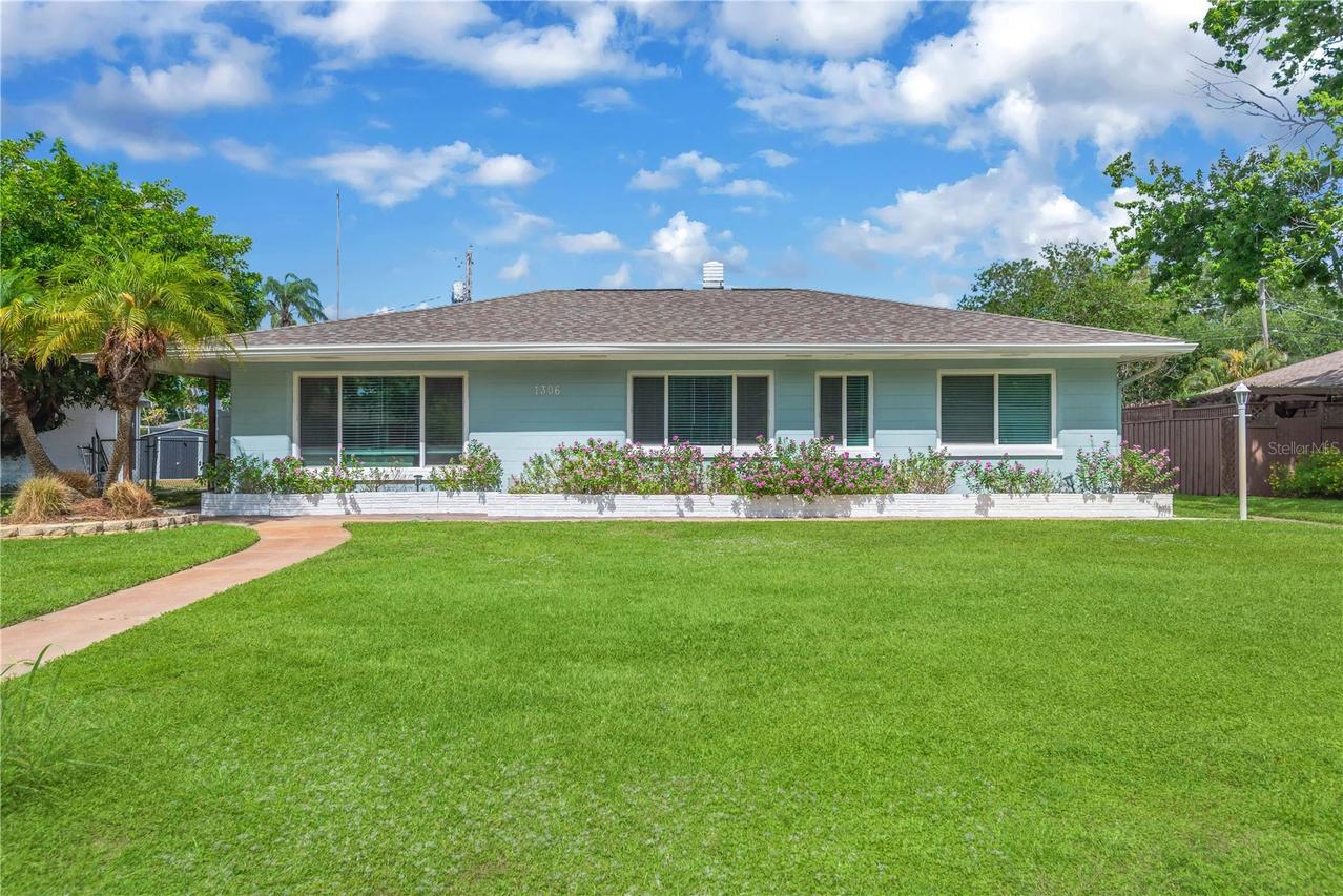 1306 30th St., Bradenton, FL 34205