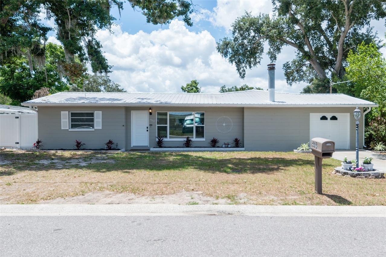 503 Hedge Row Rd., Brandon, FL 33510