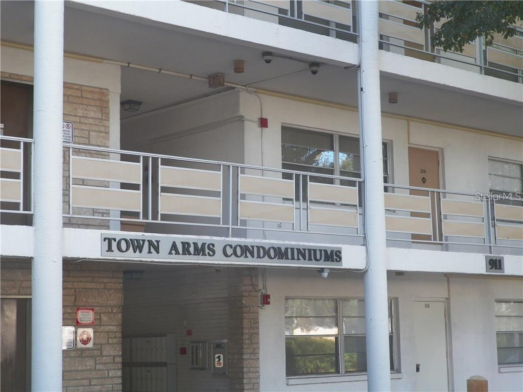 911 Washington Ave. #304, Largo, FL 33770