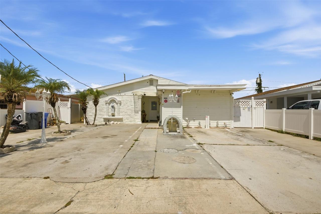 6812 N Thatcher Ave., Tampa, FL 33614