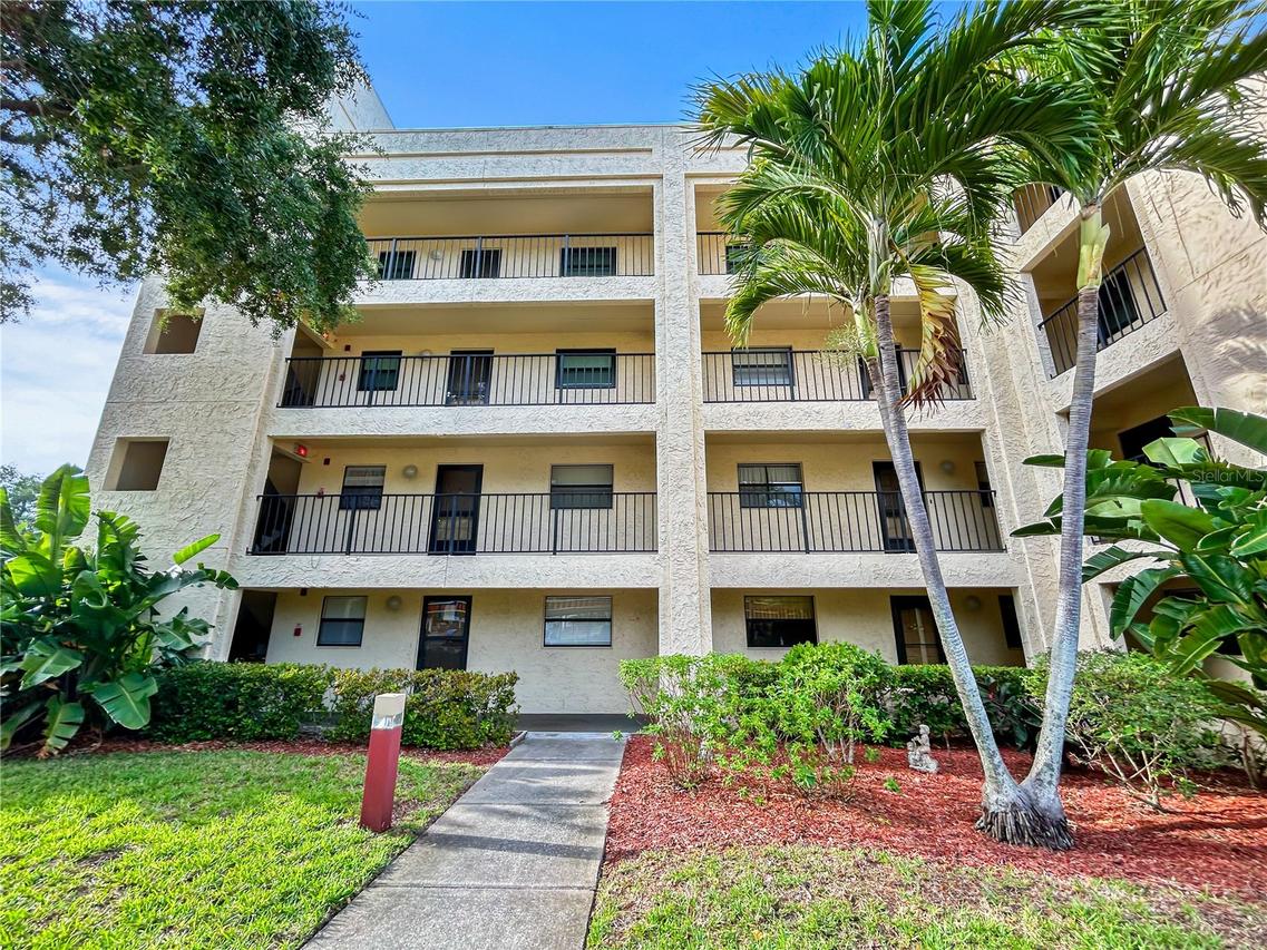11485 Oakhurst Rd. #A102, Largo, FL 33774