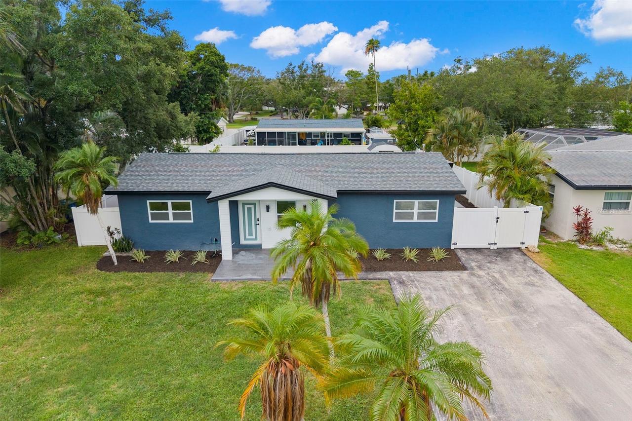 4430 Carson St., St Petersburg, FL 33703