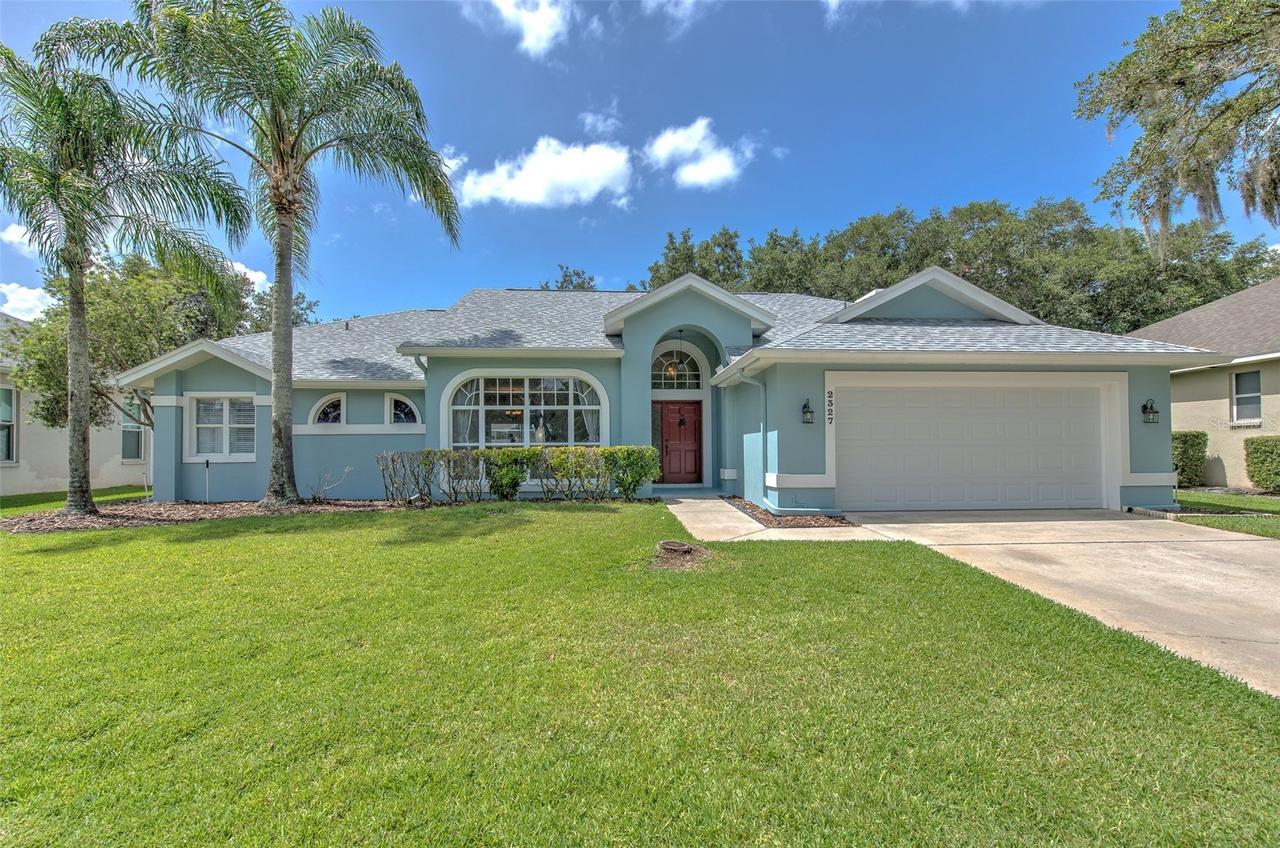 2327 Eagle Bluff Dr., Valrico, FL 33596