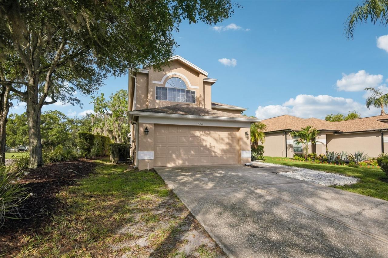 586 Kingsmill Ct., Oldsmar, FL 34677