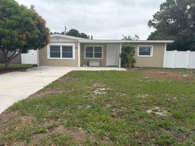 11601 109th St., Seminole, FL 33778