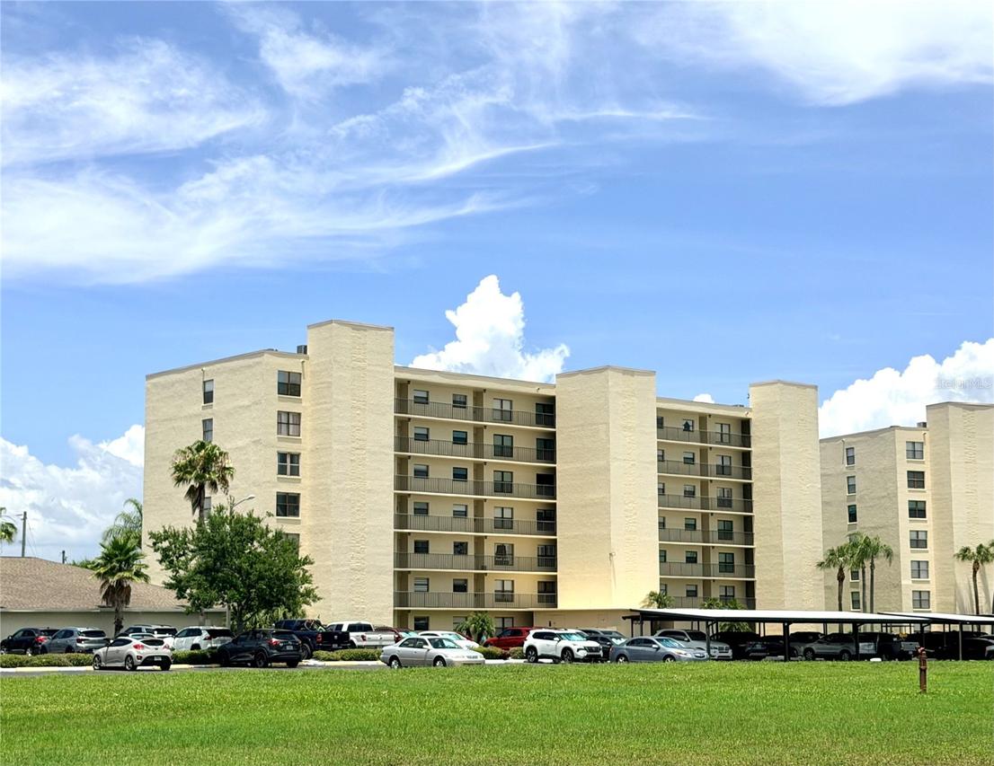 1000 Cove Cay Dr. #4D, Clearwater, FL 33760