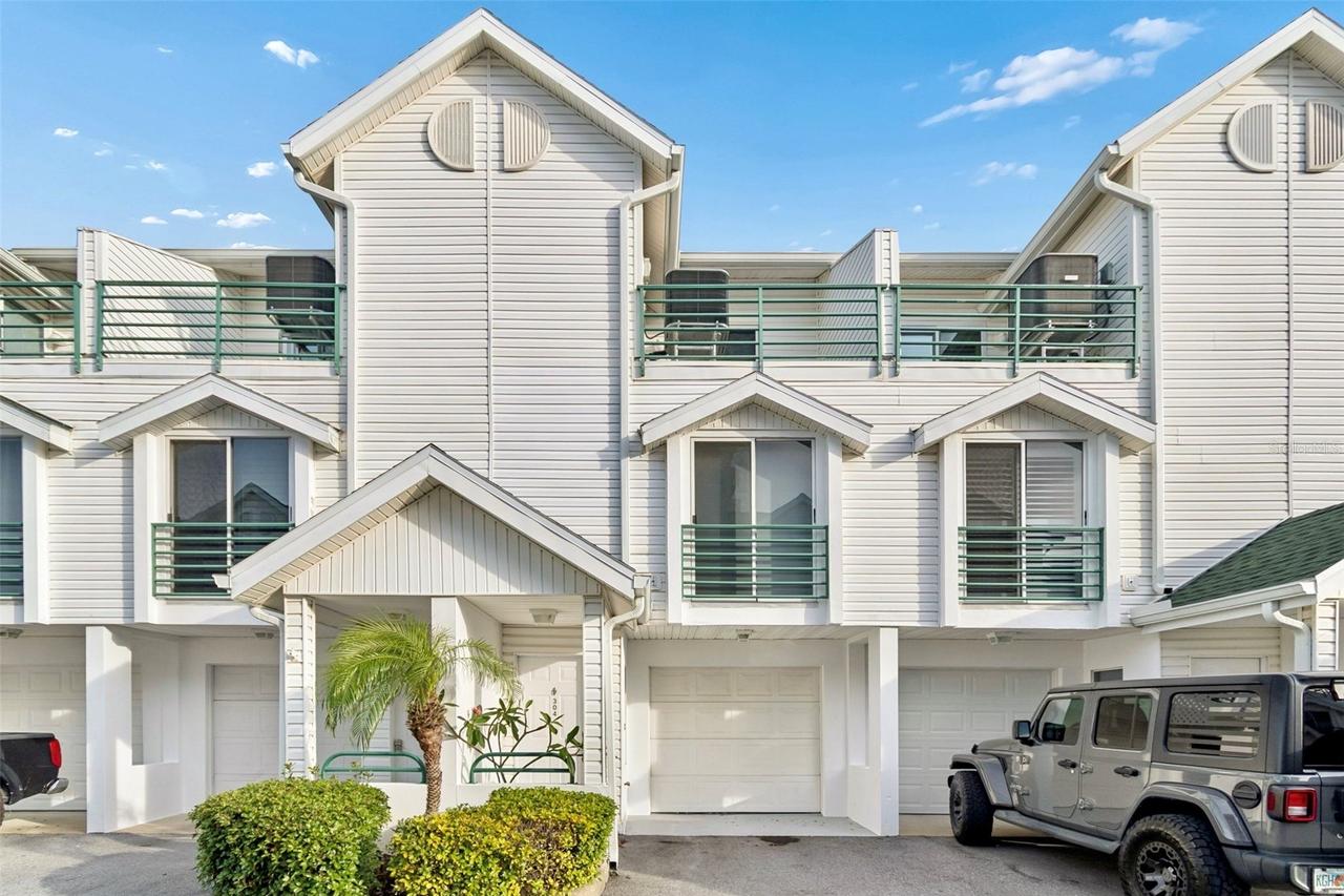 320 Island Way #304, Clearwater Beach, FL 33767