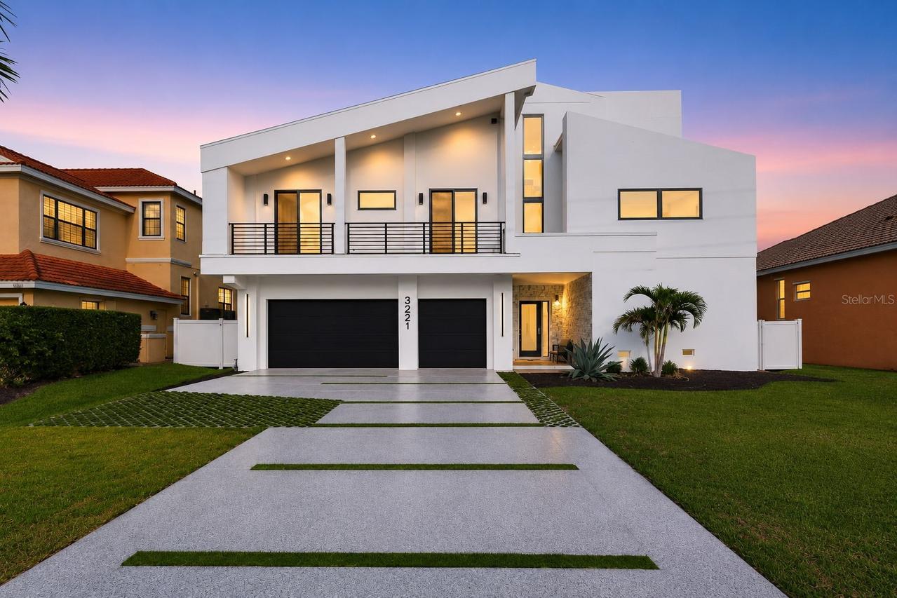 3221 Gulf Blvd., Belleair Beach, FL 33786