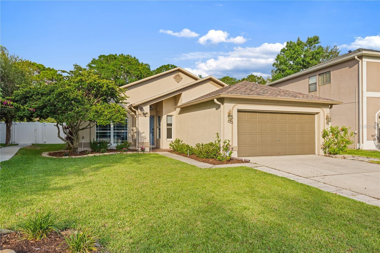 1623 Gray Bark Dr., Oldsmar, FL 34677