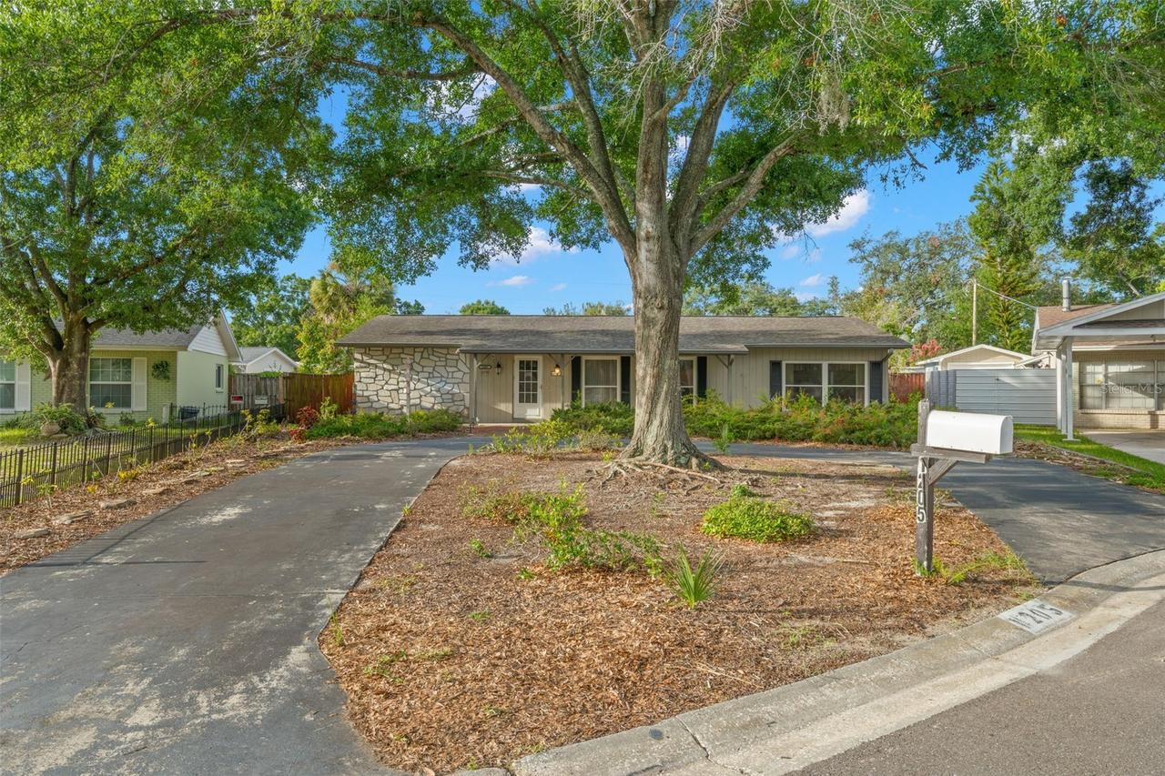 1205 Branda Vista Dr., Brandon, FL 33510