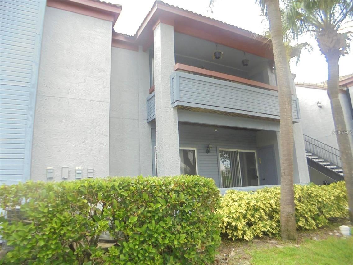 10263 Gandy Blvd. #403, St Petersburg, FL 33702