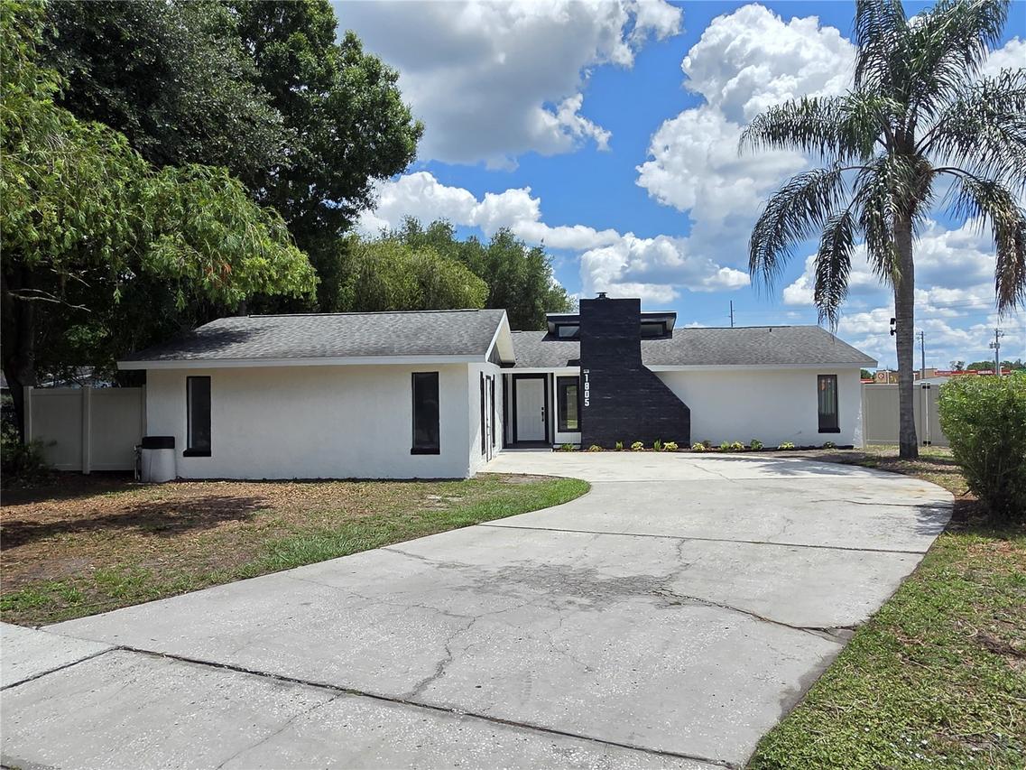 1805 S Wilkins Ave., Plant City, FL 33563
