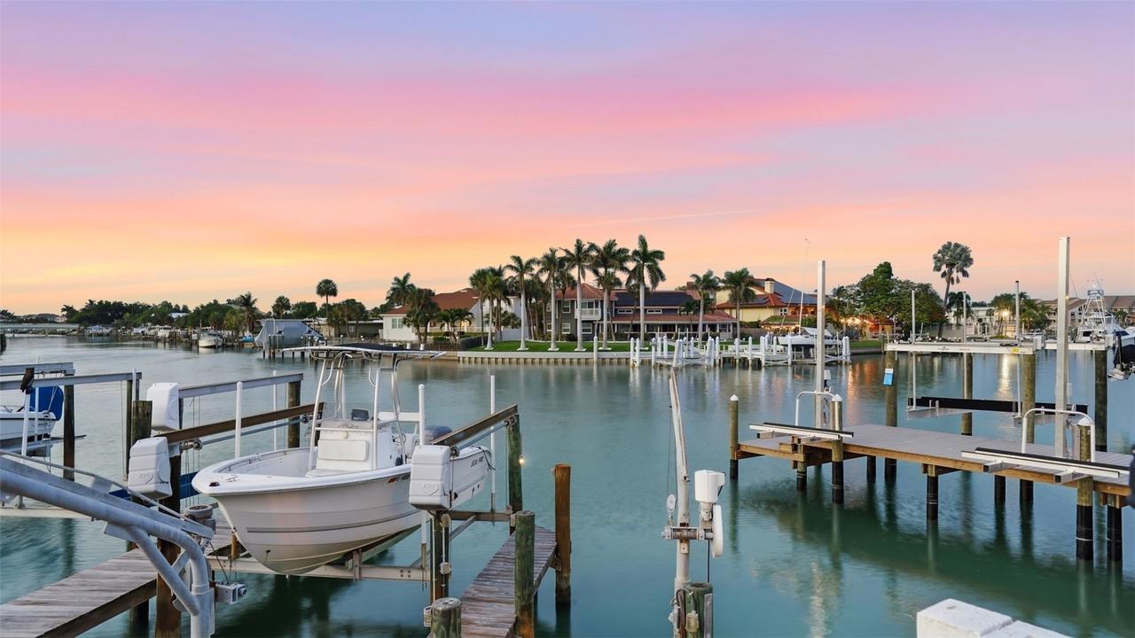 503 Laguna Dr., Tierra Verde, FL 33715