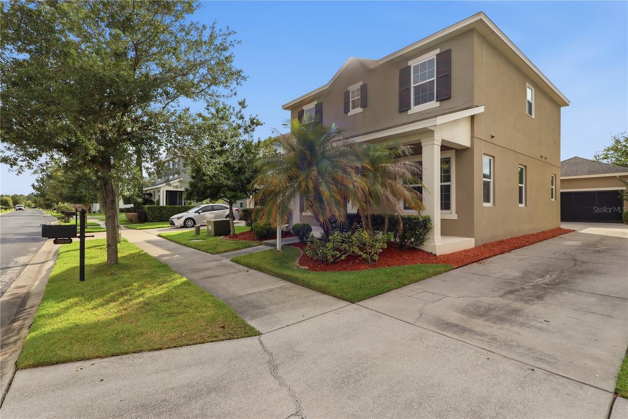 32659 Harmony Oaks Dr., Wesley Chapel, FL 33545