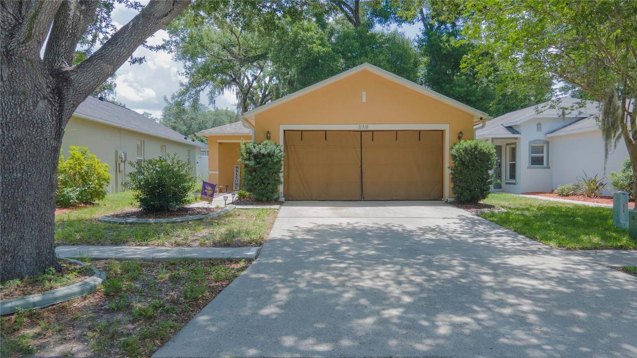 11910 Mango Groves Blvd., Seffner, FL 33584