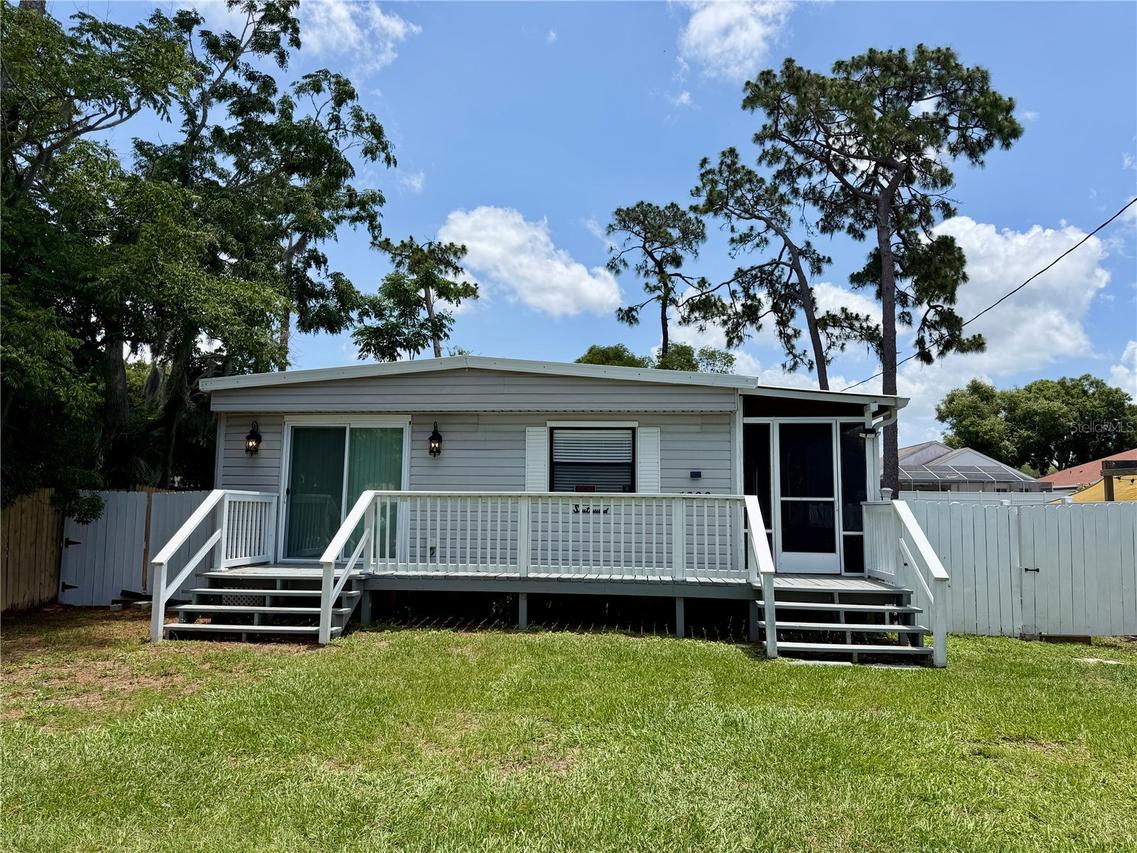 4820 Capron St., New Port Richey, FL 34653