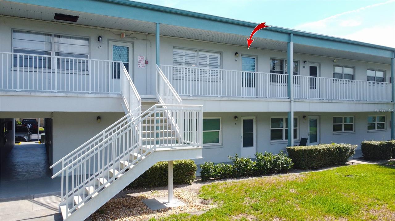 5267 81st St. #21, St Petersburg, FL 33709