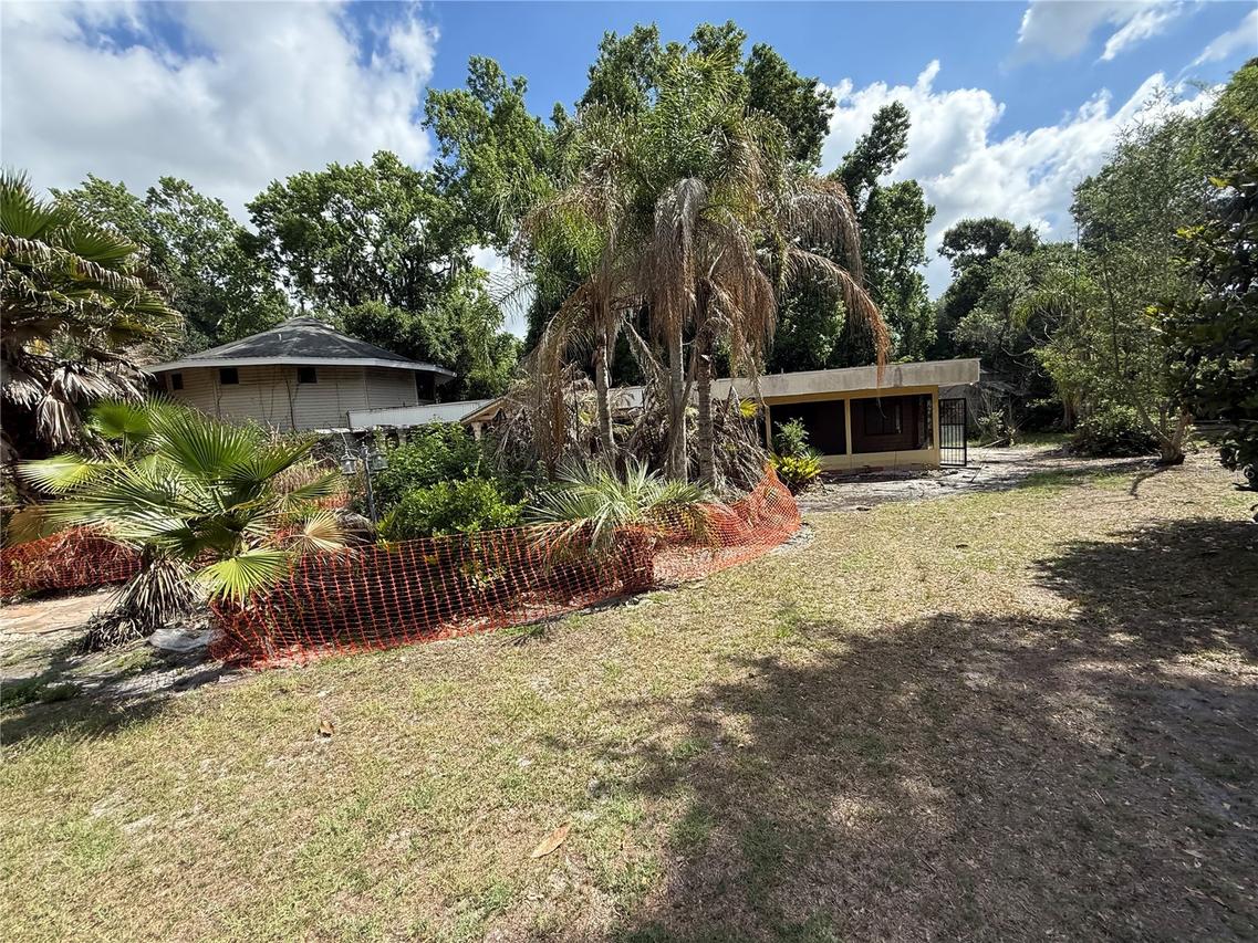 6904 Pinetree Ln., Lakeland, FL 33811