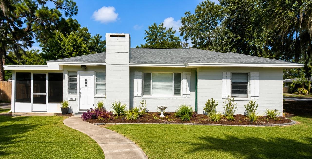 111 S Rhodes St., Mount Dora, FL 32757