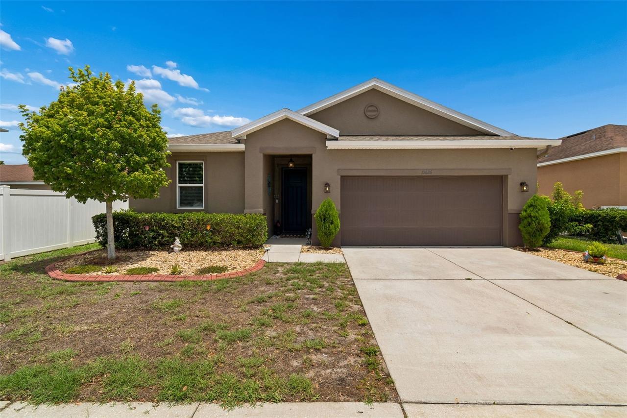 10626 Laguna Plains Dr., Riverview, FL 33578
