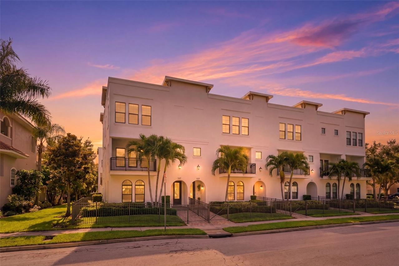 1867 5th St., St Petersburg, FL 33704