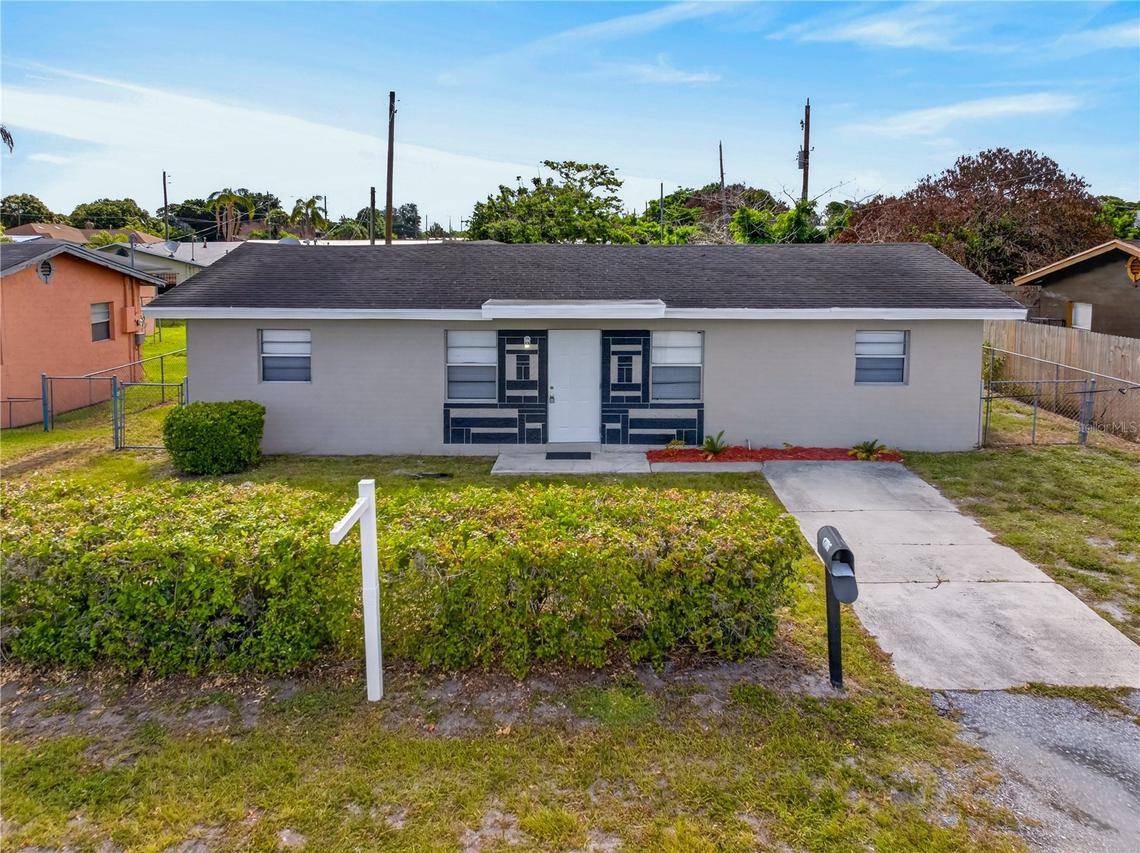 1706 N 29th St., Fort Pierce, FL 34947