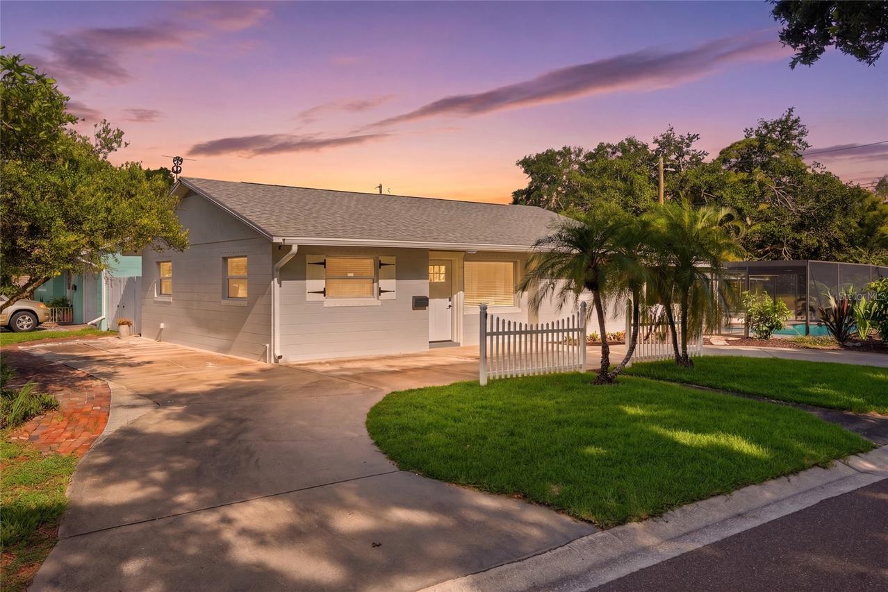 695 41st St., St Petersburg, FL 33713