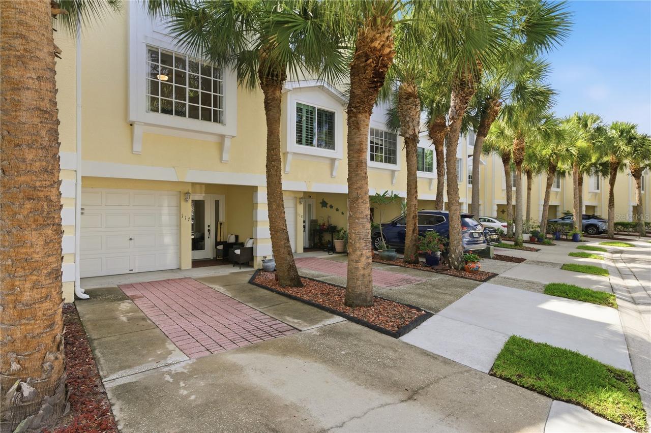 117 Brent Cir., Oldsmar, FL 34677