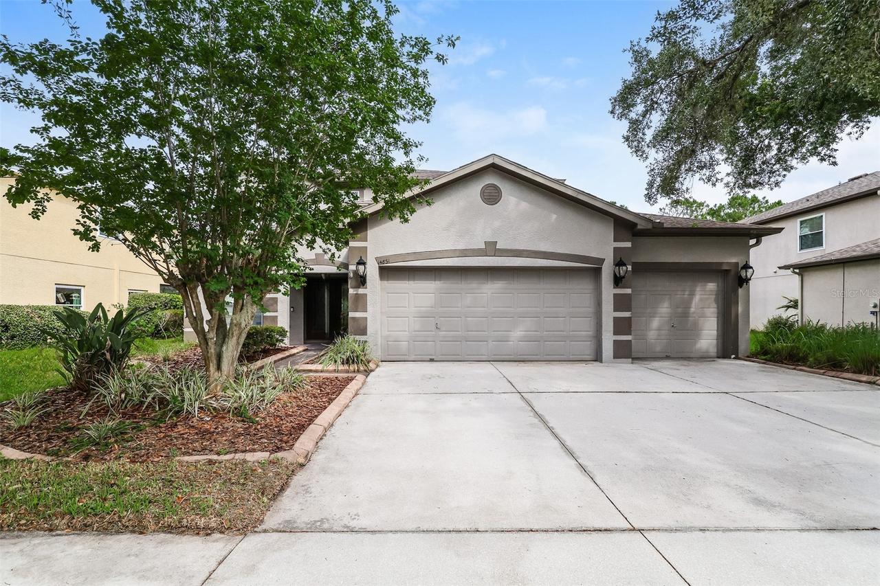 14831 Heronglen Dr., Lithia, FL 33547