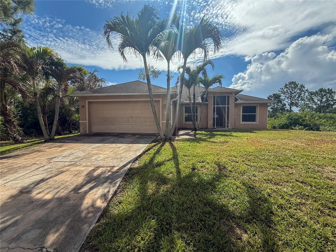 954 Marilyn Ave., Lehigh Acres, FL 33974