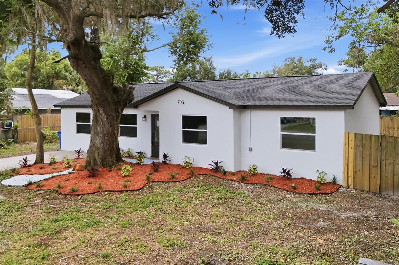 705 E 126th Ave., Tampa, FL 33612