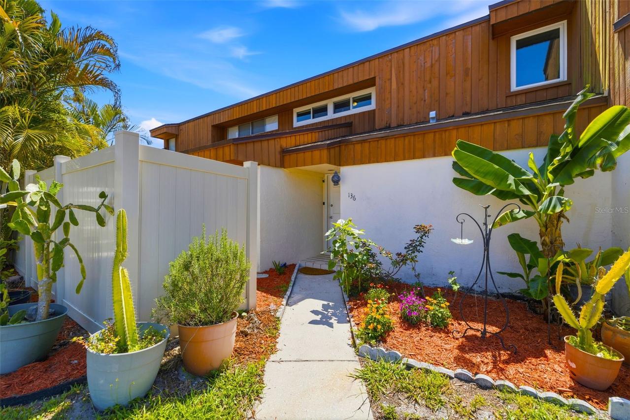 2074 Sunset Point Rd. #136, Clearwater, FL 33765