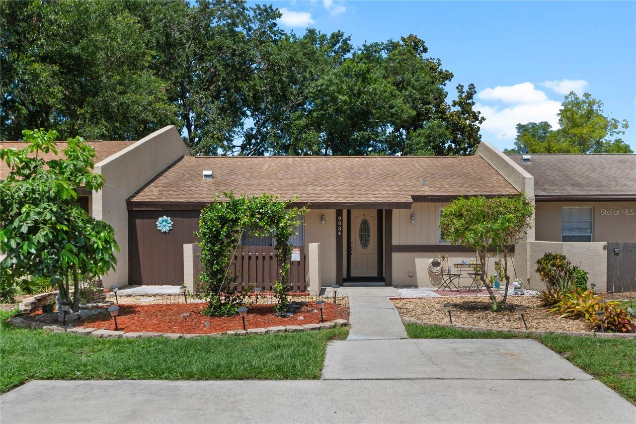 9834 87th St., Seminole, FL 33777