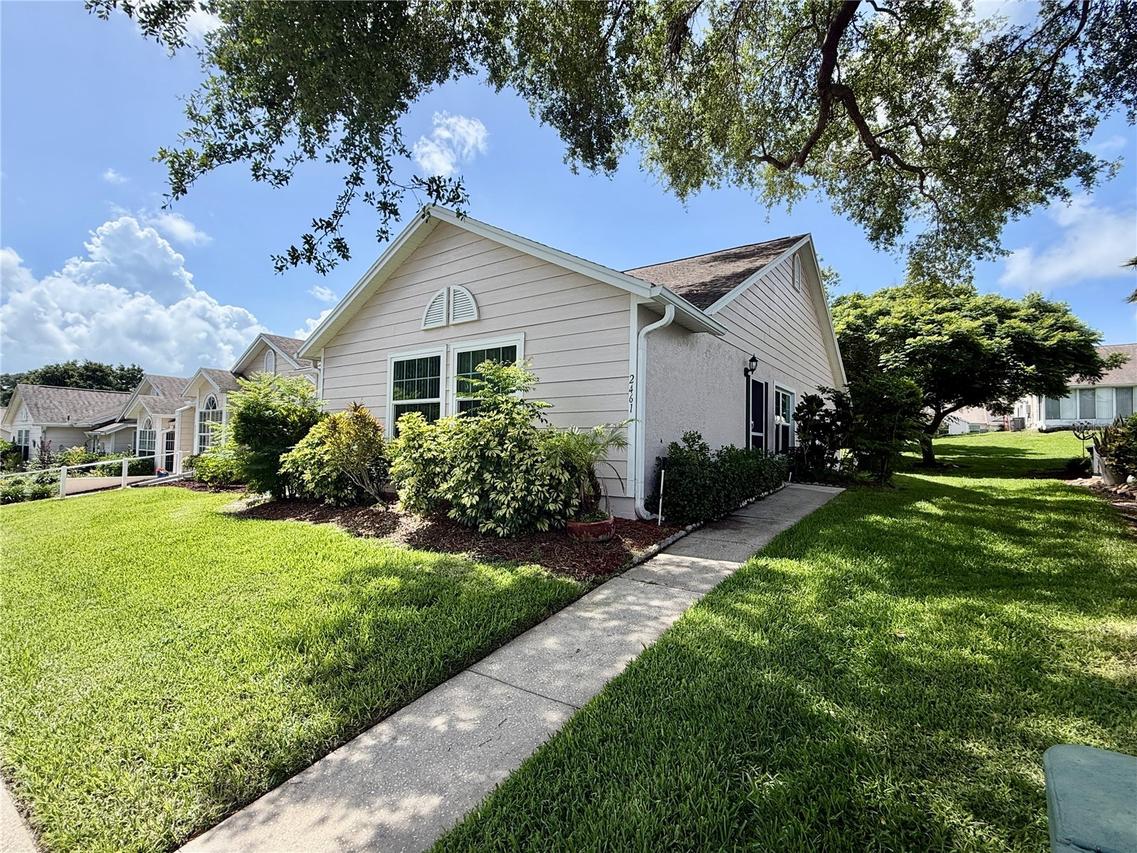 2461 Bentley Dr., Palm Harbor, FL 34684